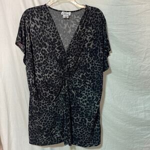 Chaus 3x black grey animal print polyester spandex top cap sleeve euc